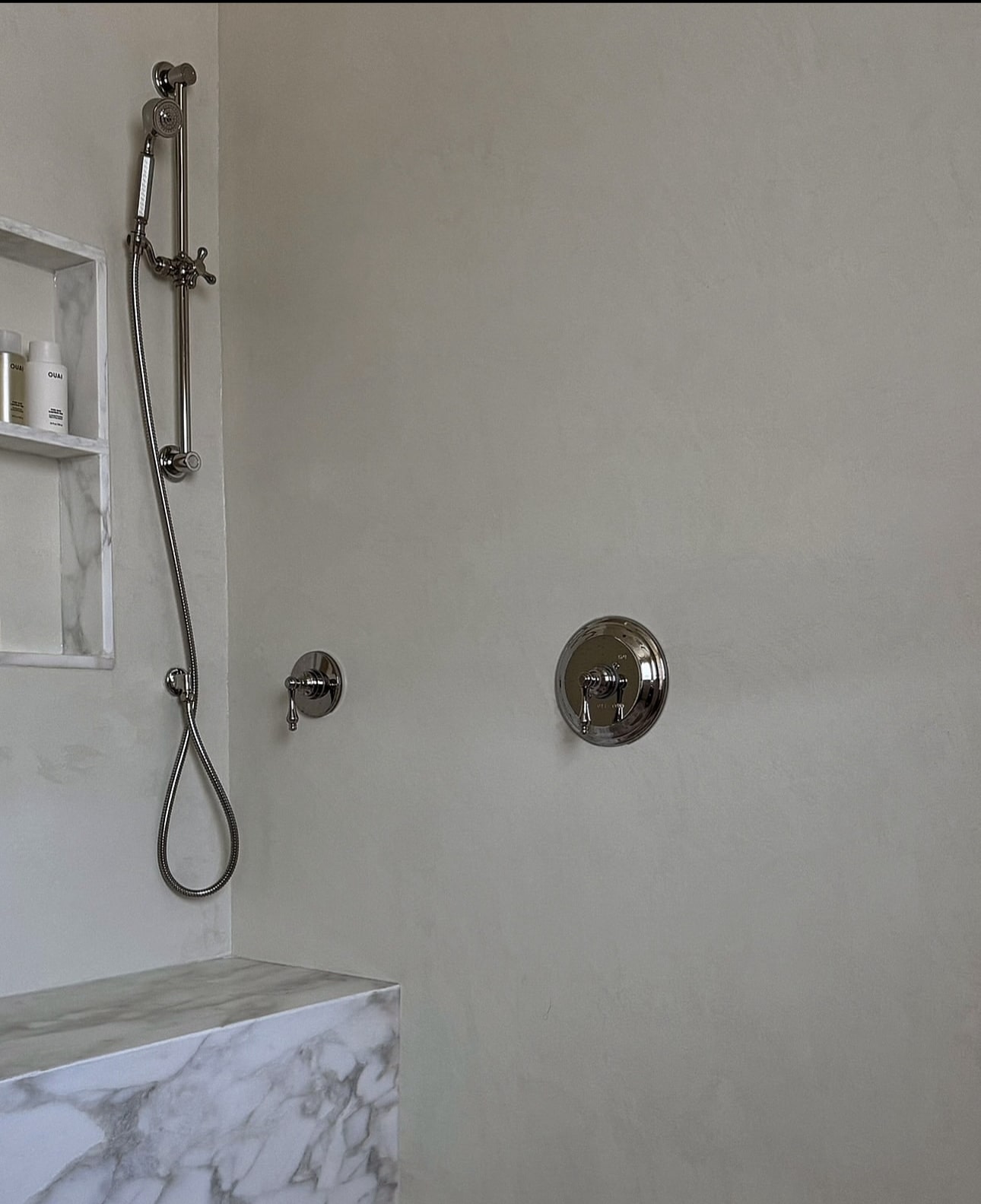 venetian plaster Ottawa home - microcement bathroom shower