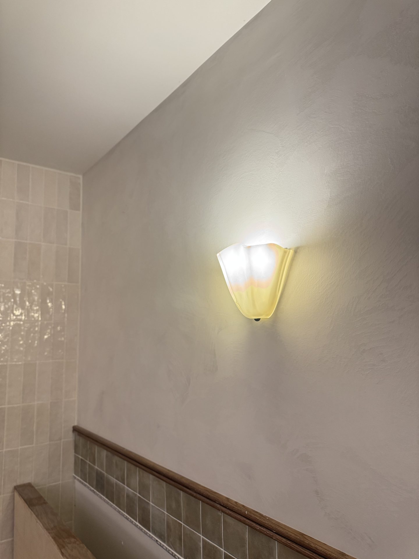 Soft limewash bathroom wall, Ottawa